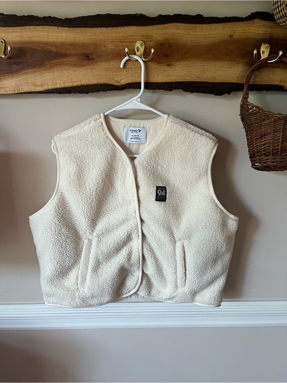 Old Navy Reissue Active 94 Sherpa Fleece Ivory Vest Small Petite SP
